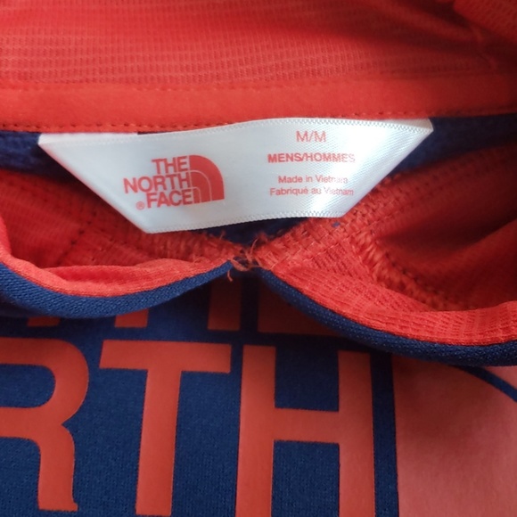 North Face Hoodie - Picture 4 of 4